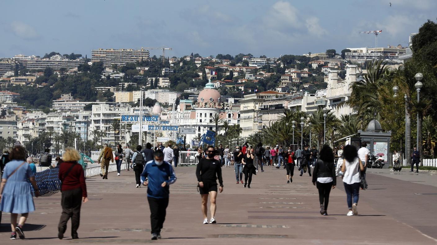 In Francia, in Spagna o in Italia l'allentamento delle restrizioni sostiene la ripresa del turismo