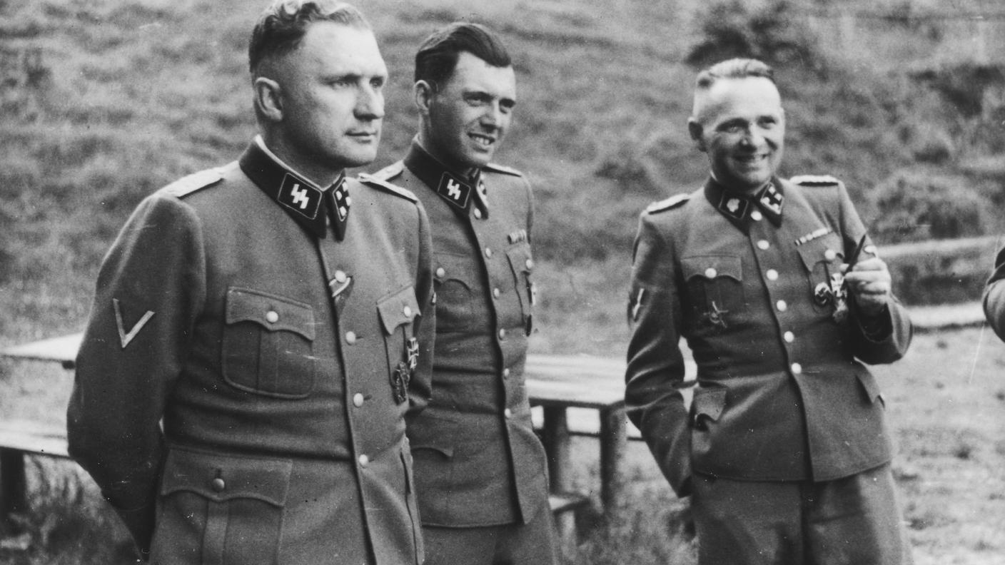 Da sinistra a destra: Richard Baer, Josef Mengele  eRudolf Höss