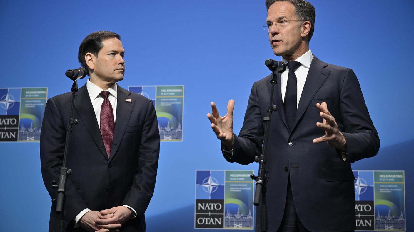 Marco Rubio e Mark Rutte al vertice NATO in corso a Helsingborg, in Svezia