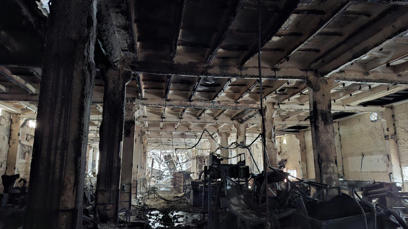 Il vecchio stabilimento Debant Ukraine distrutto