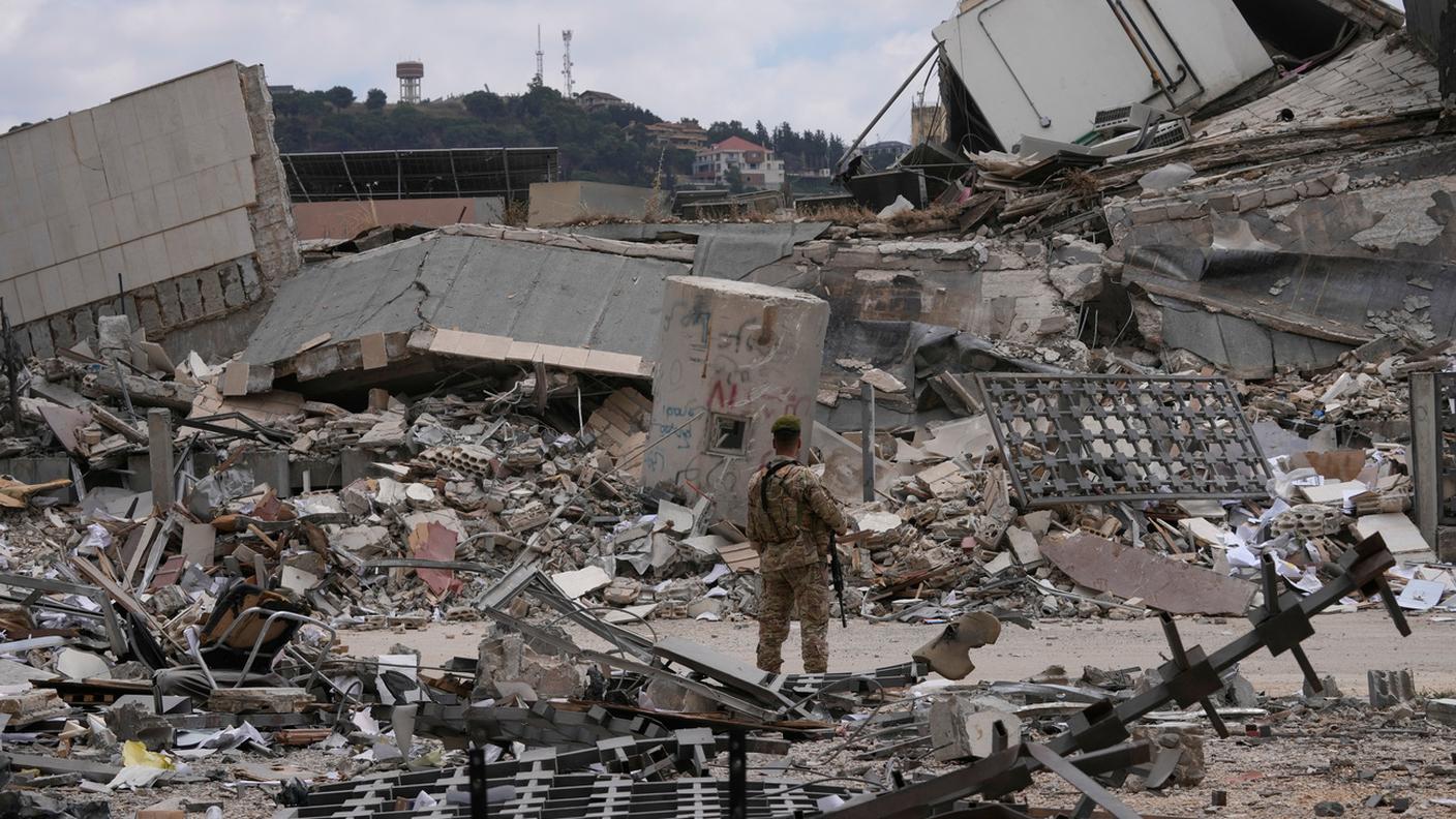 Edificio distrutto nella città di Nabatiyeh