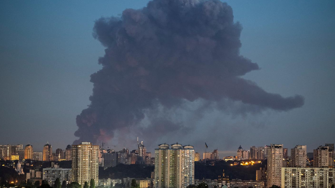 Raid russi sulla capitale ucraina, almeno otto i morti