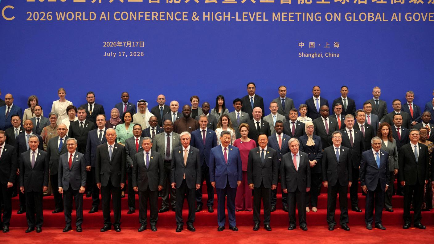 La foto di gruppo a Shanghai