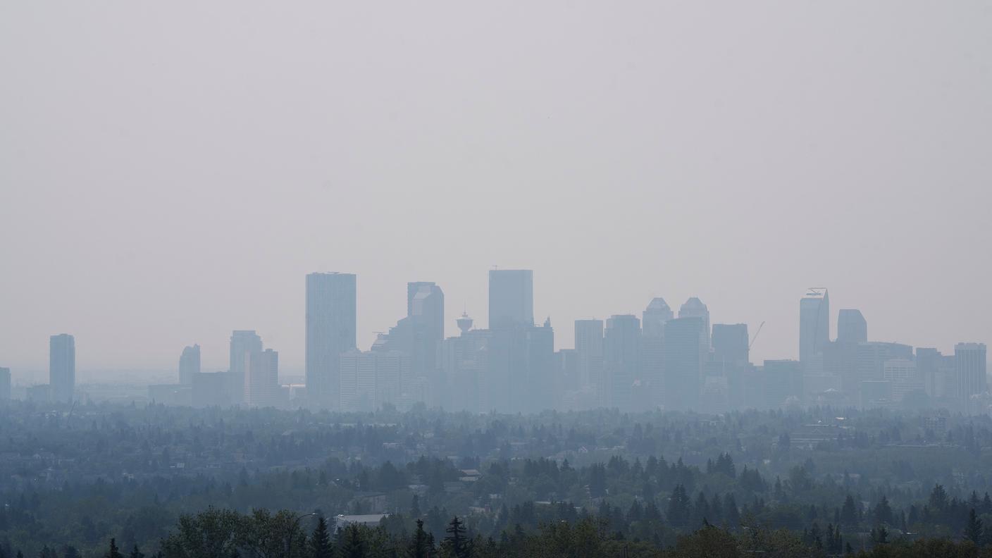 La cappa di fumo su Calgary