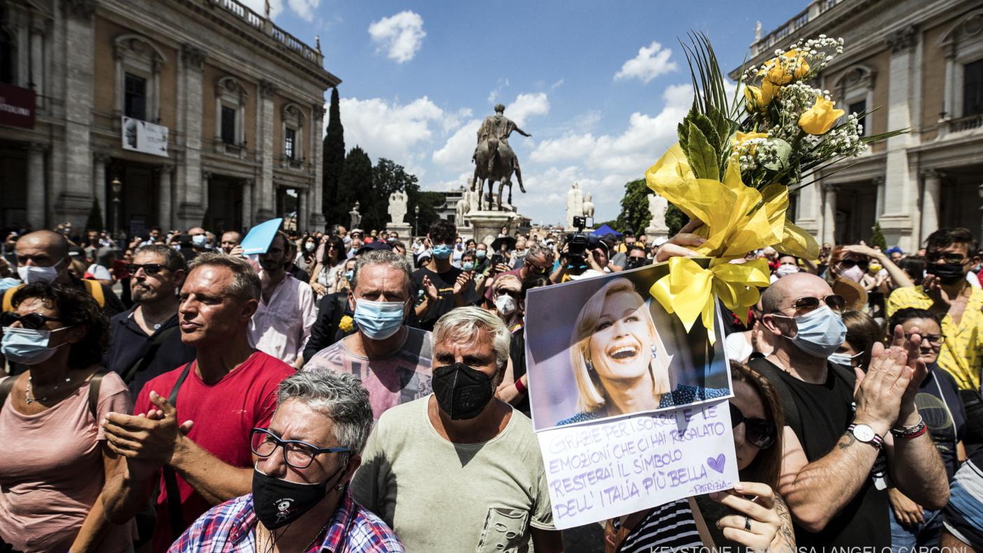 Gli omaggi su Piazza del Campidoglio
