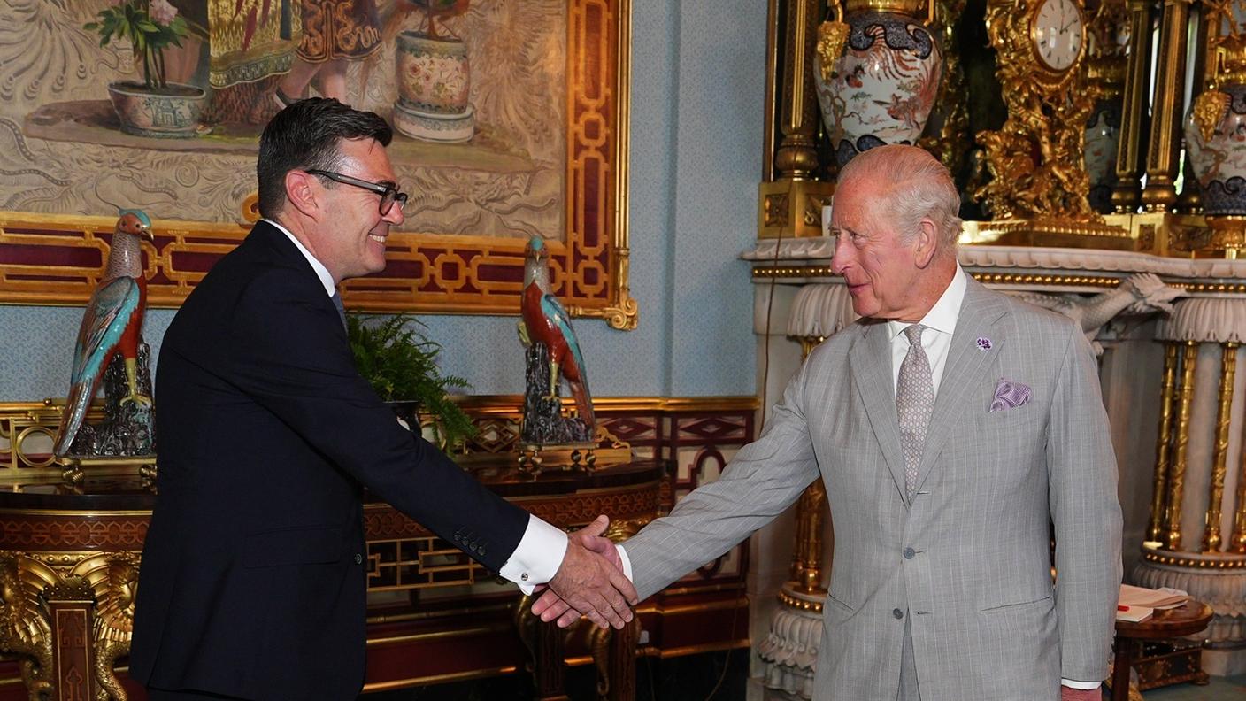 Il nuovo premier Andy Burnham con re Carlo III
