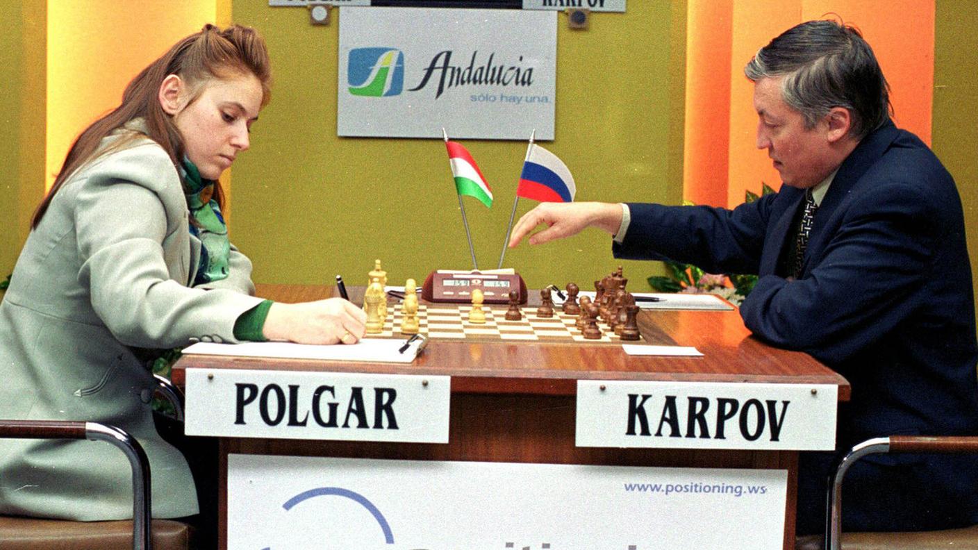 Un osso duro per campioni come il russo Anatoly Karpov, qui durante una partita finita in parità nel 2001