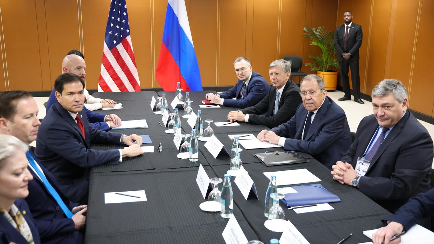 L'incontro tra la delegazione americana e quella del Cremlino è avvenuto a Manila, nelle Filippine