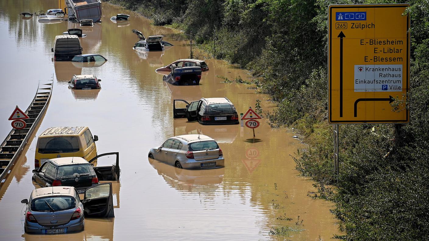 Inondazioni hanno messo in ginocchio anche il sistema viario