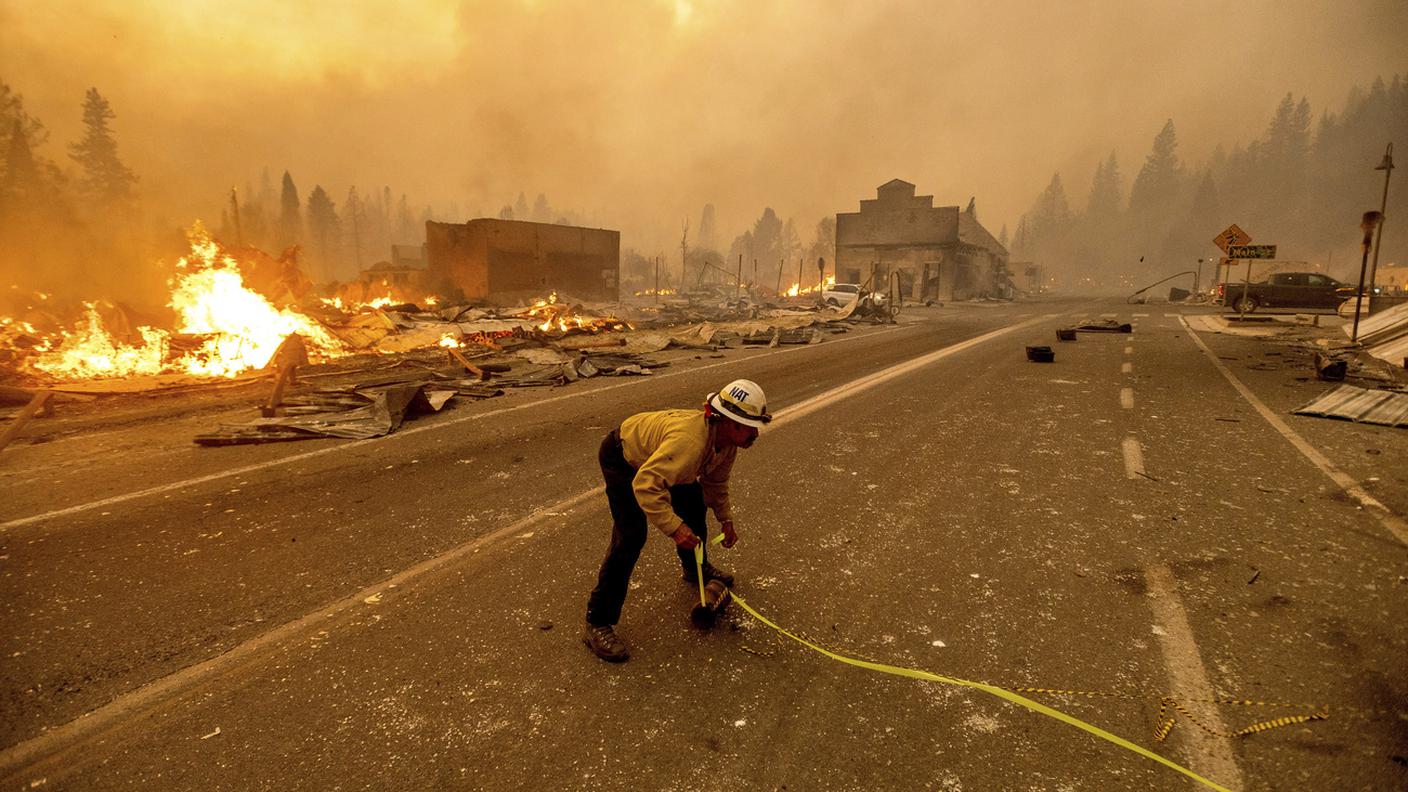 California, la cittadina di Greenville devastata dal Dixie Fire