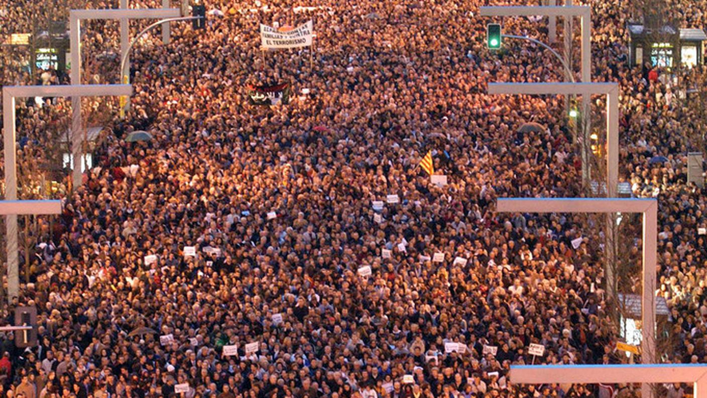 madrid foto protesta zaragoza 12 marzo 20014 ky.JPG