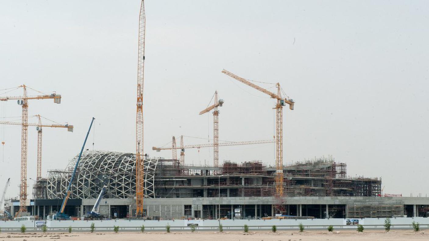 Qatar cantiere stadio ky.JPG