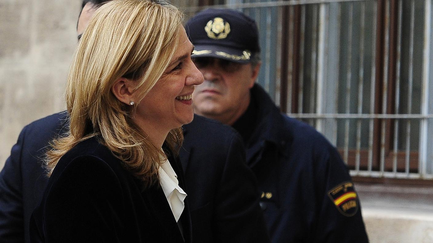 cristina tribunale spagna ky.JPG