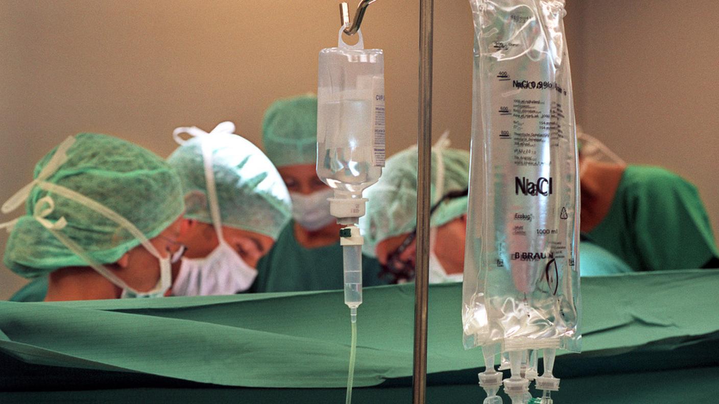 ospedale flebo infusione 13.11.13 ky.JPG