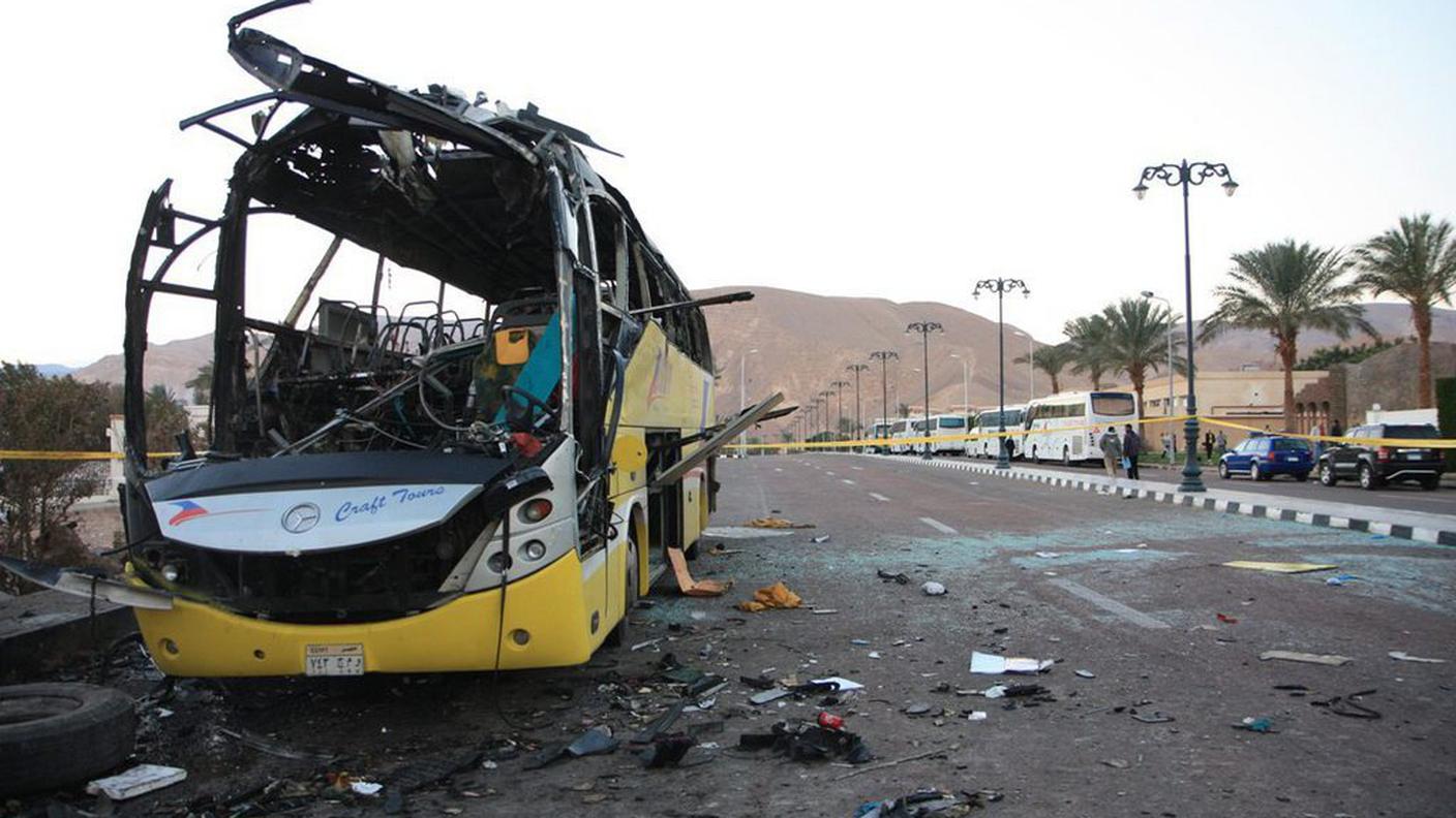Il bus sul quale si trovavano i sudcoreani