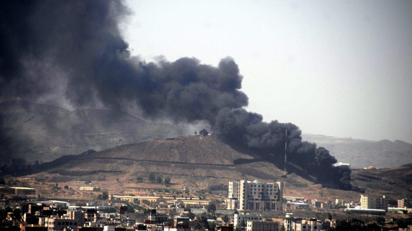 deposito mil. Sanaa, Yemen, 18.10.2012, Ky_.jpg