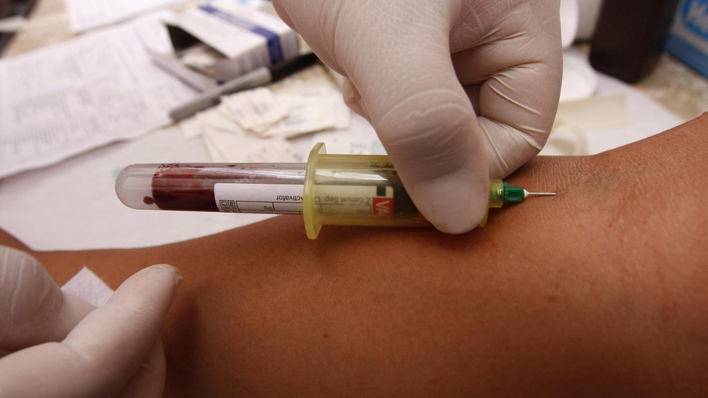 prelievo sangue esame analisi 2010 ky.JPG