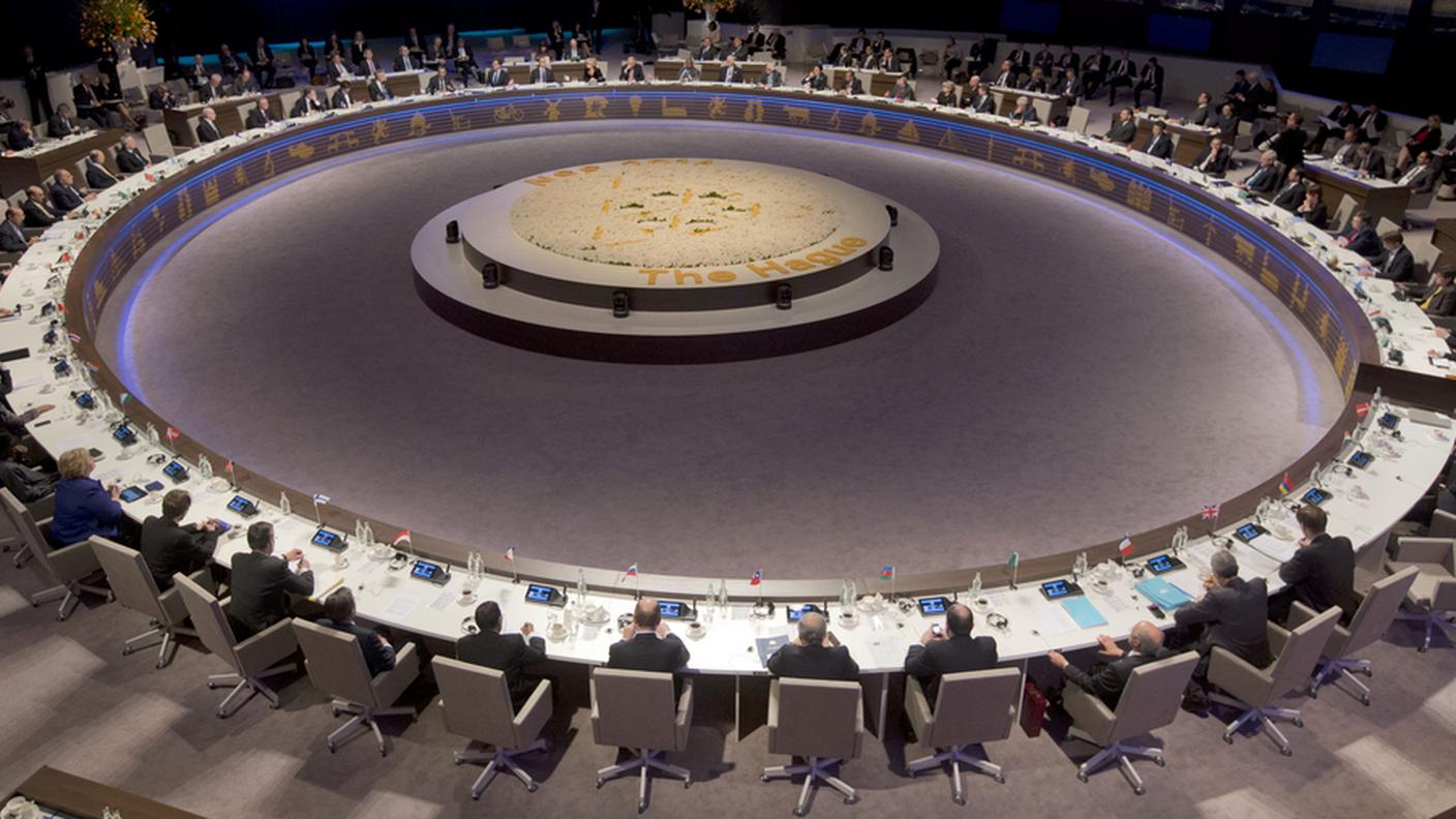 summit aia sicurezza nucleare ky.JPG