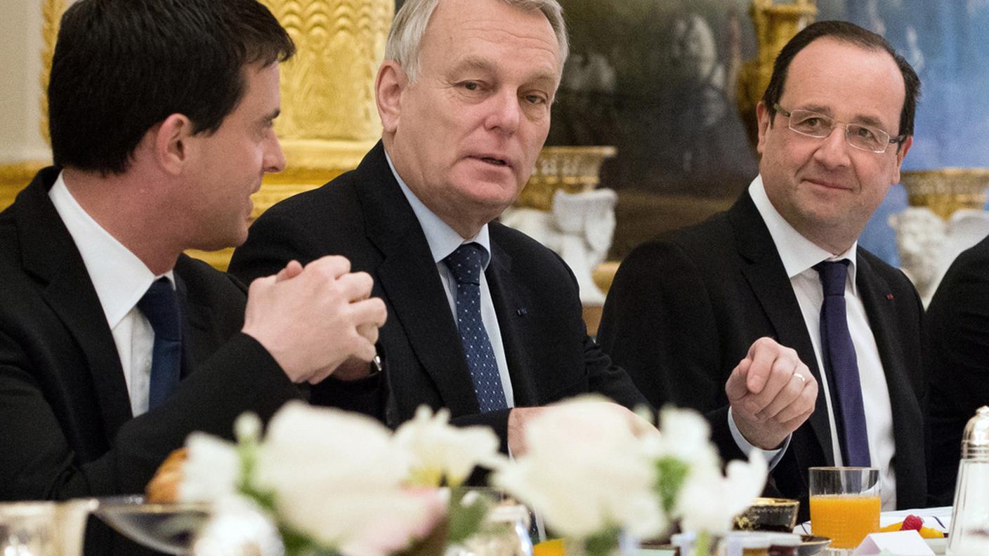 governo francese, ky.JPG