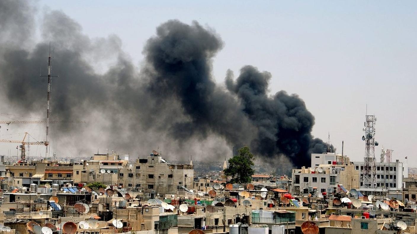 Bombe a Damasco: nel paese mediorientale il conflitto fra il regime di Bashar al-Assad ed i ribelli dura ormai da circa tre anni.