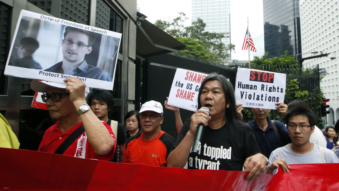 Hong Kong protesta Snowden 13.06.2013 ky.JPG