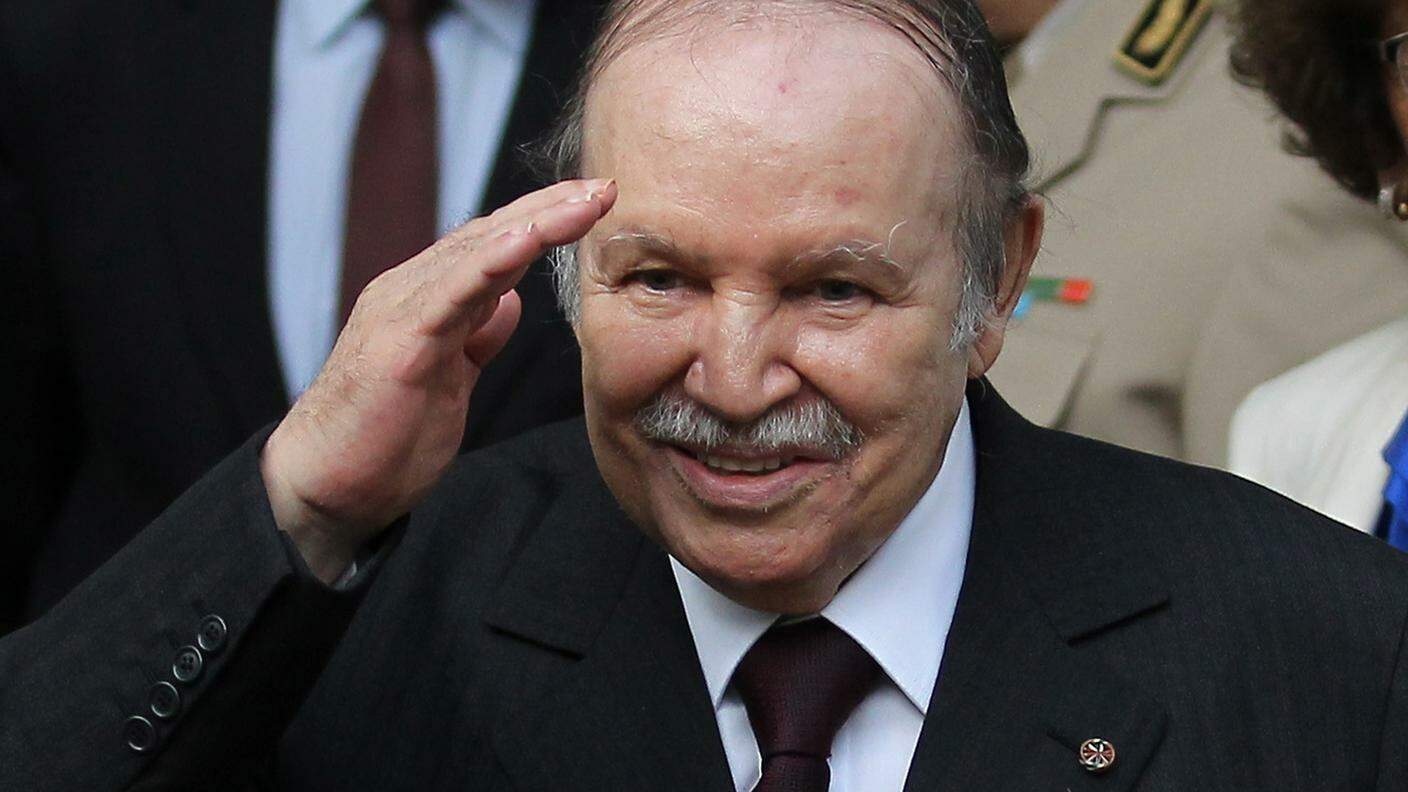 Bouteflika è stato onnipresente per decenni nella vita politica algerina