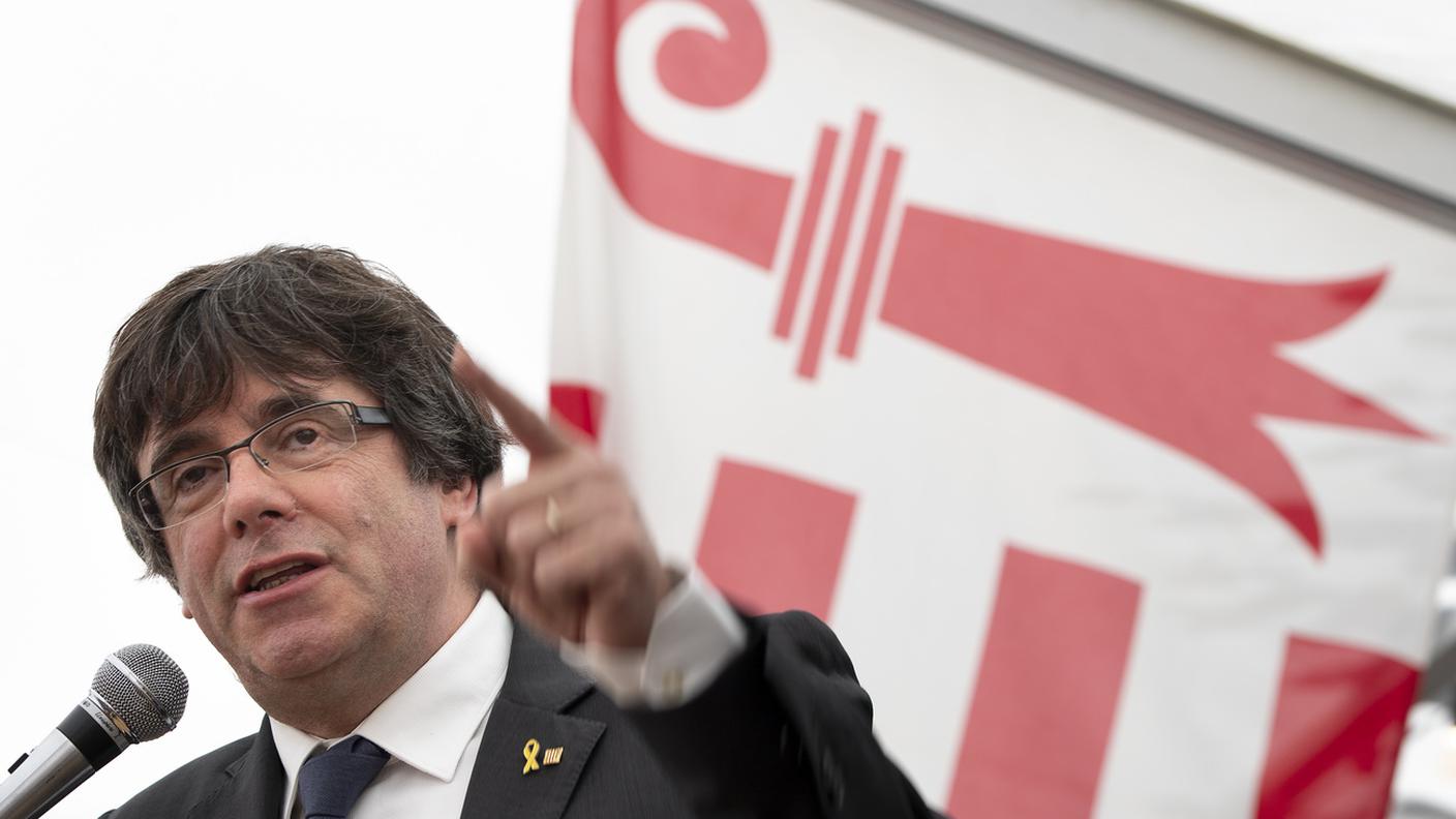 Puigdemont durante una visita alla festa del popolo giurassiano nel 2018