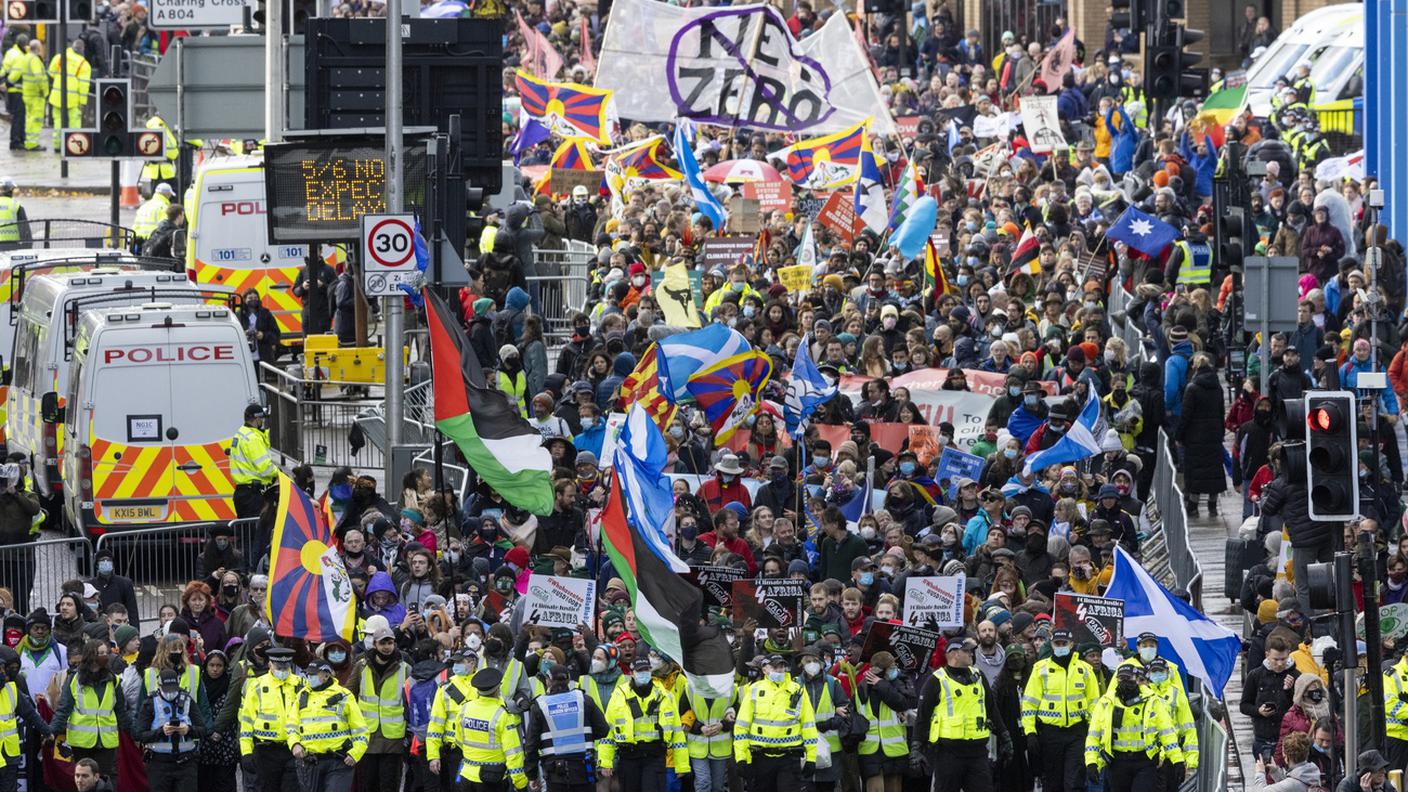 Attivisti in piazza a Glasgow