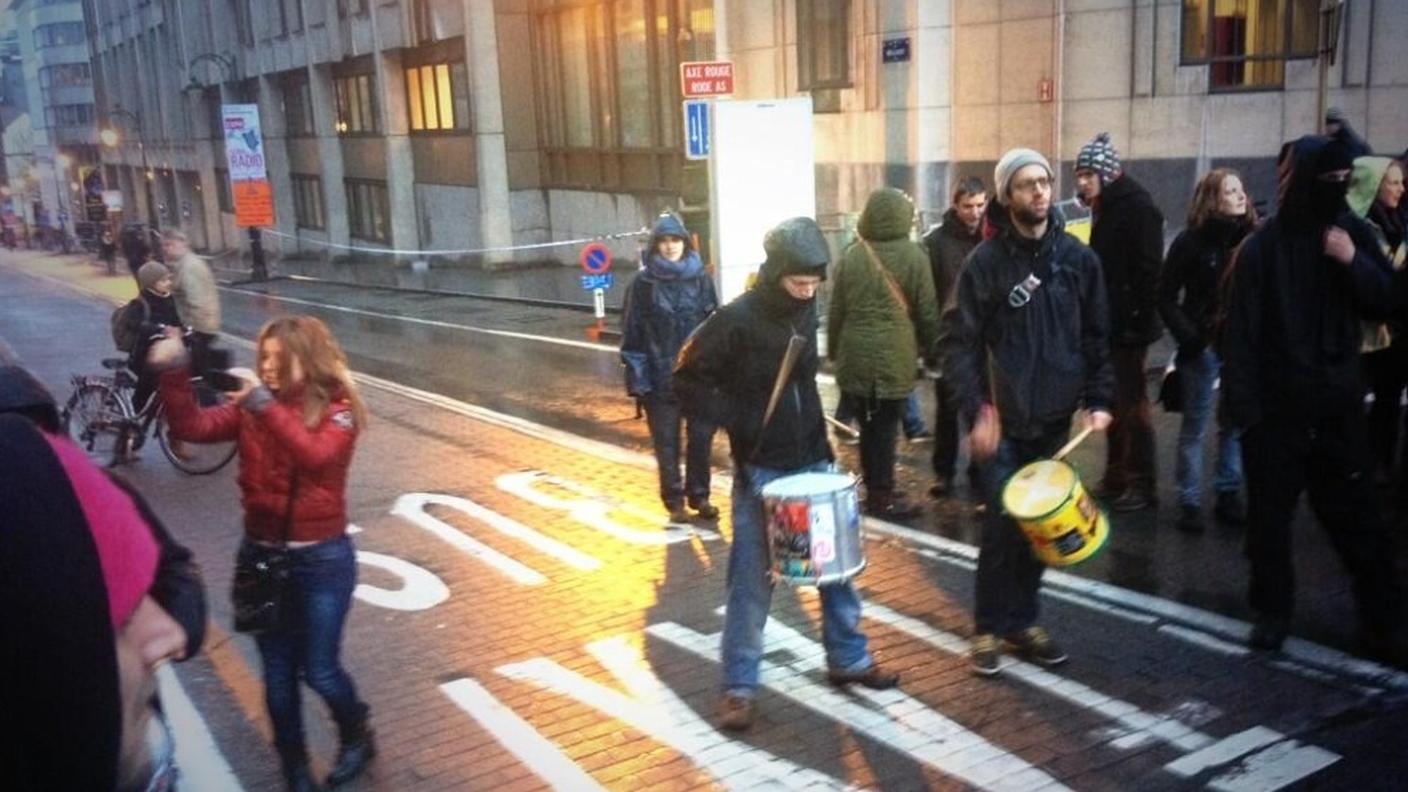 manifestazioni belgio2 19.12.13 twitter.jpg