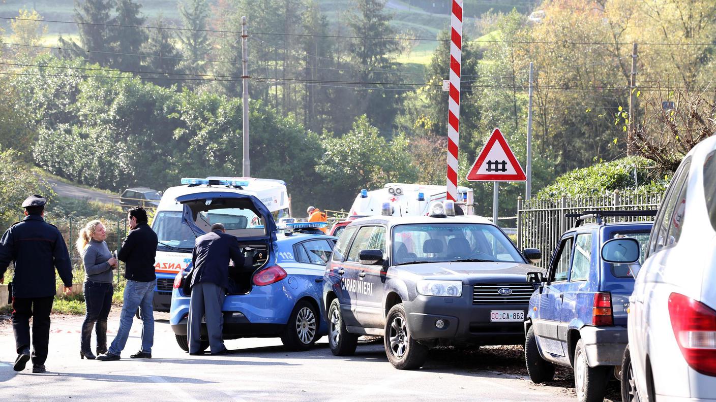 ambulanza investita da treno a pontida ANSA 07.11.2013.jpg