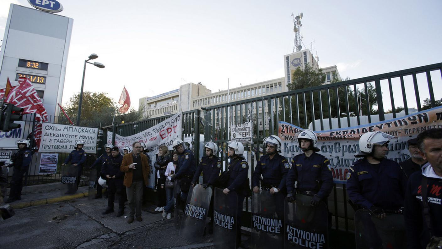 grecia tv pubblica 7-11-2013 ky.JPG