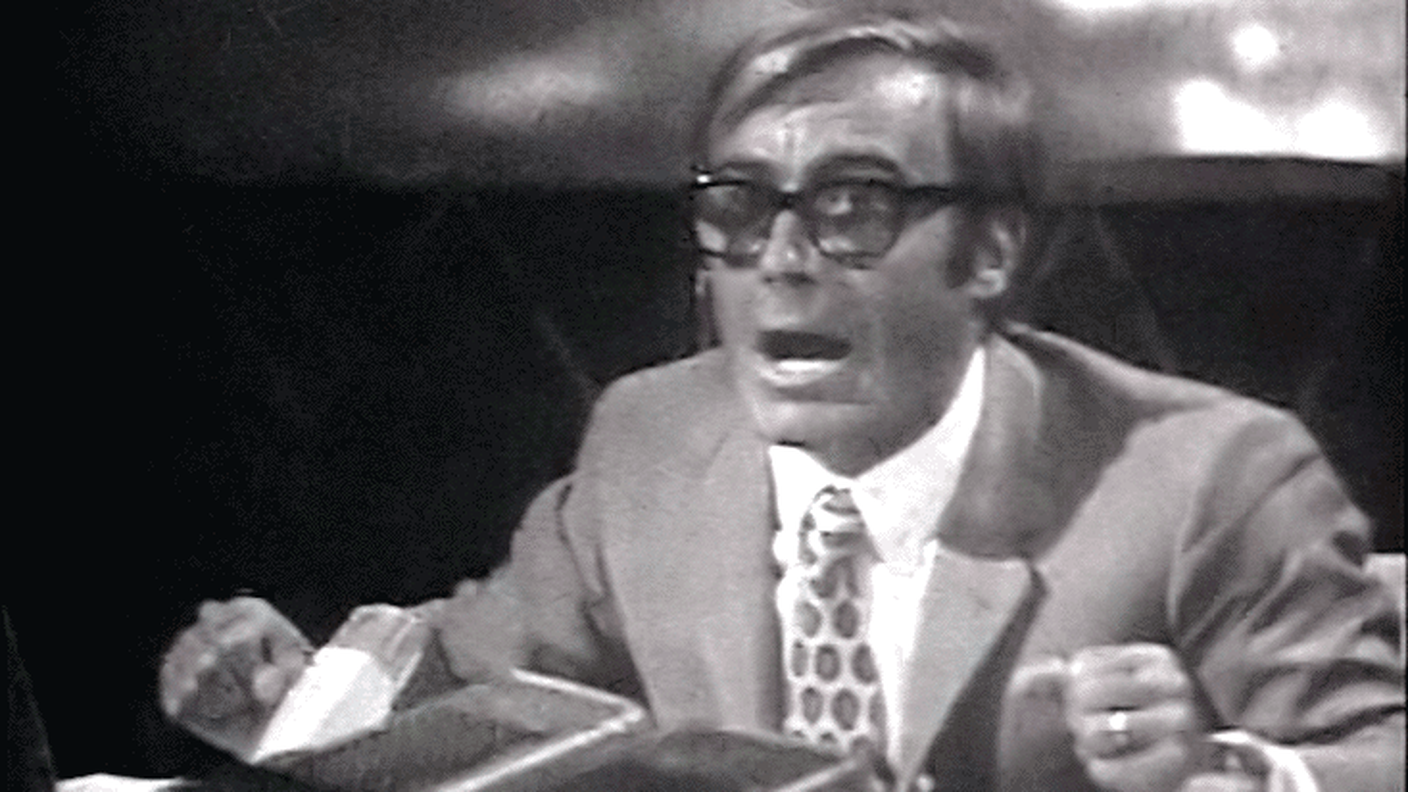 "Ha toccato!". Tito Stagno, in diretta televisiva nel luglio 1969, mentre annunciò lo sbarco sulla Luna