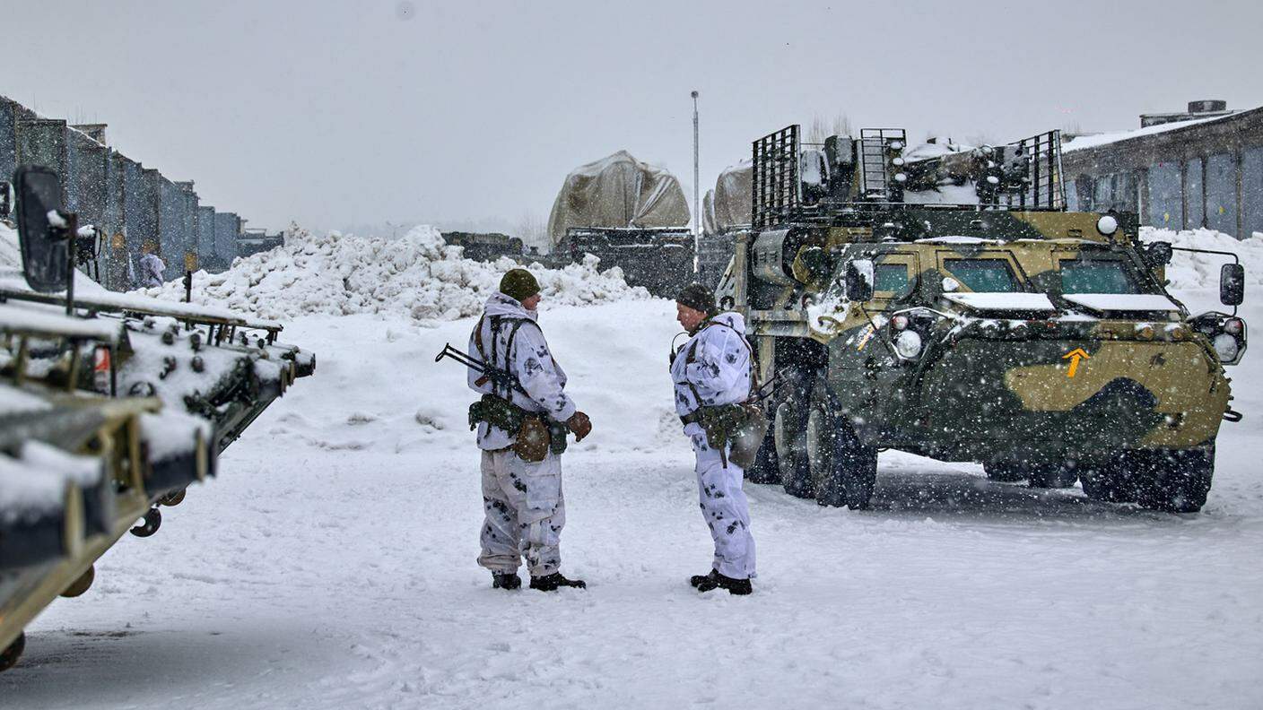 La crescente tensione tra Mosca e Kiev spinge gli USA all'invio di nuove truppe