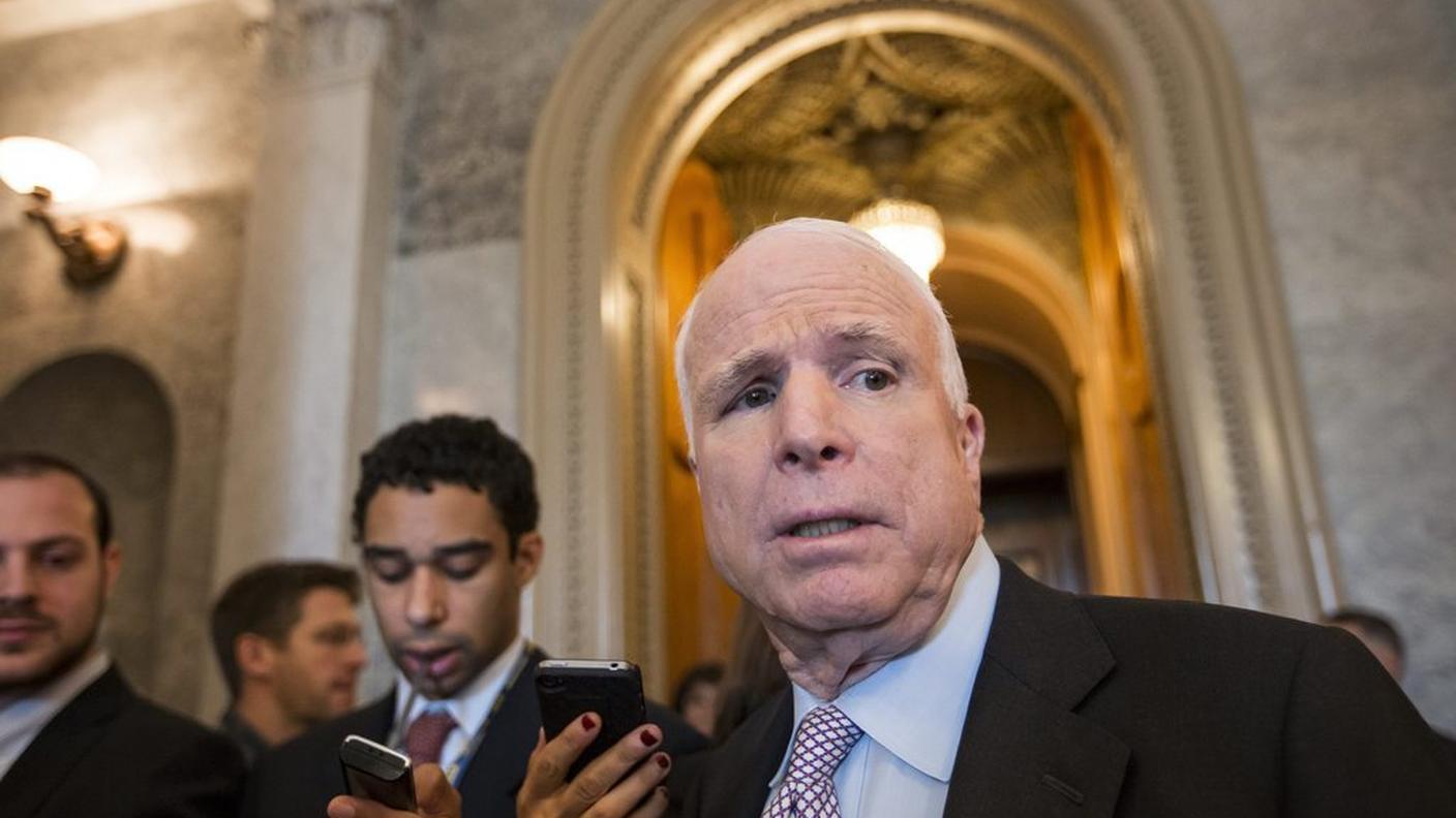 John McCain: l'ex candidato alla presidenza ammette che 'la gente darà la colpa di questo blocco ai repubblicani'. E l'anno prossimo ci saranno le elezioni di metà mandato