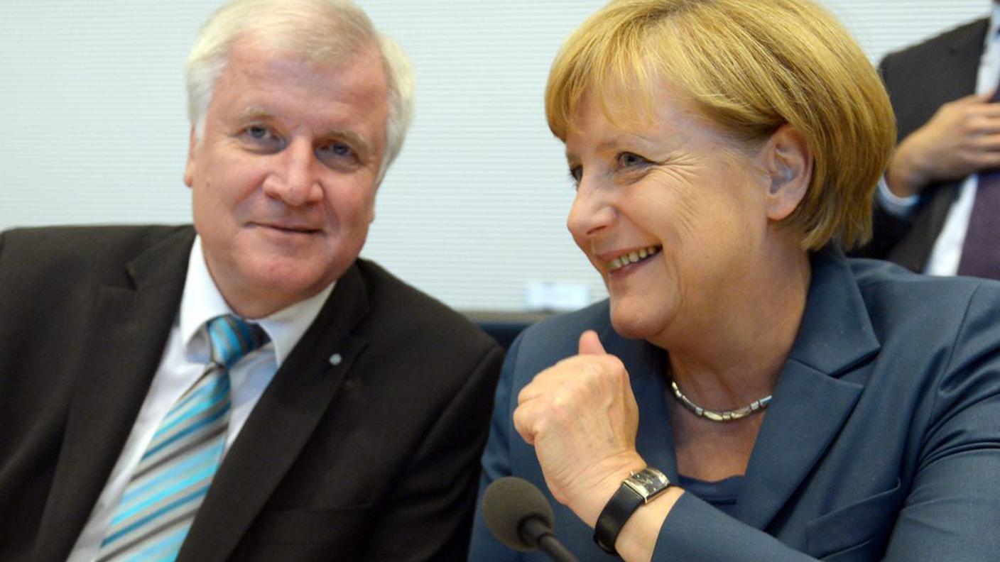 Horst Seehofer e Angela Merkel