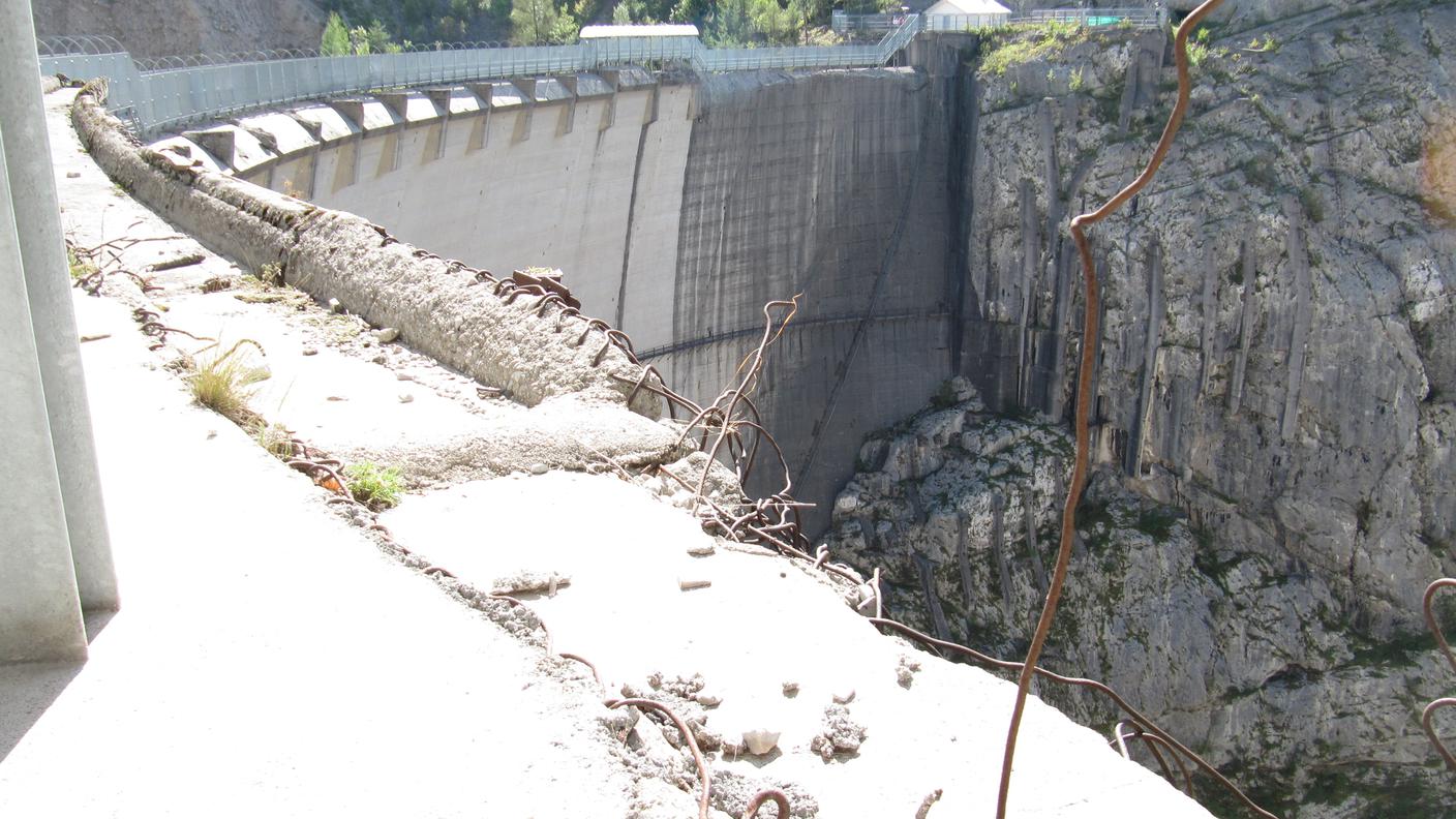 vajont oggi 2.JPG