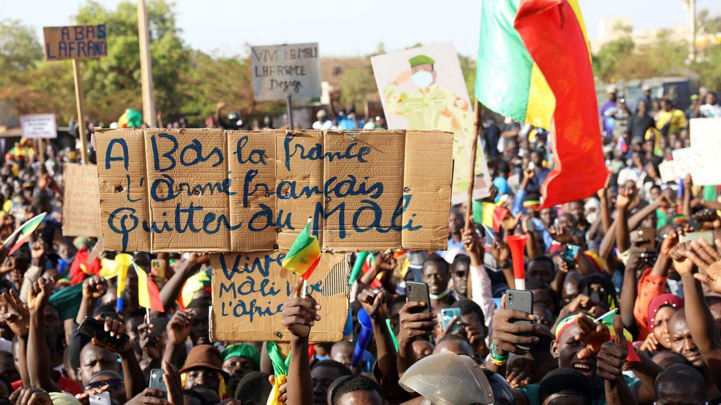 La Francia e i suoi alleati lasciano il Mali