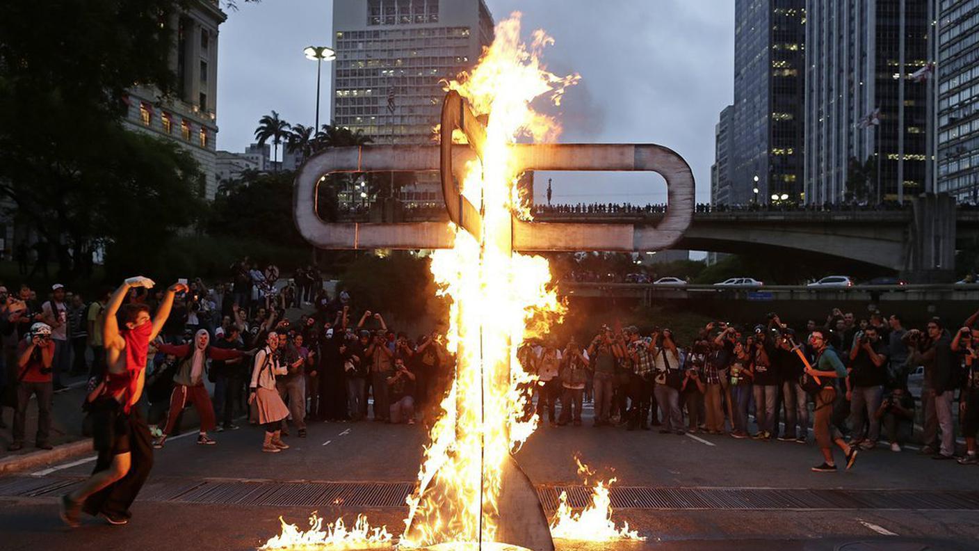 sao paolo proteste ky 2.JPG