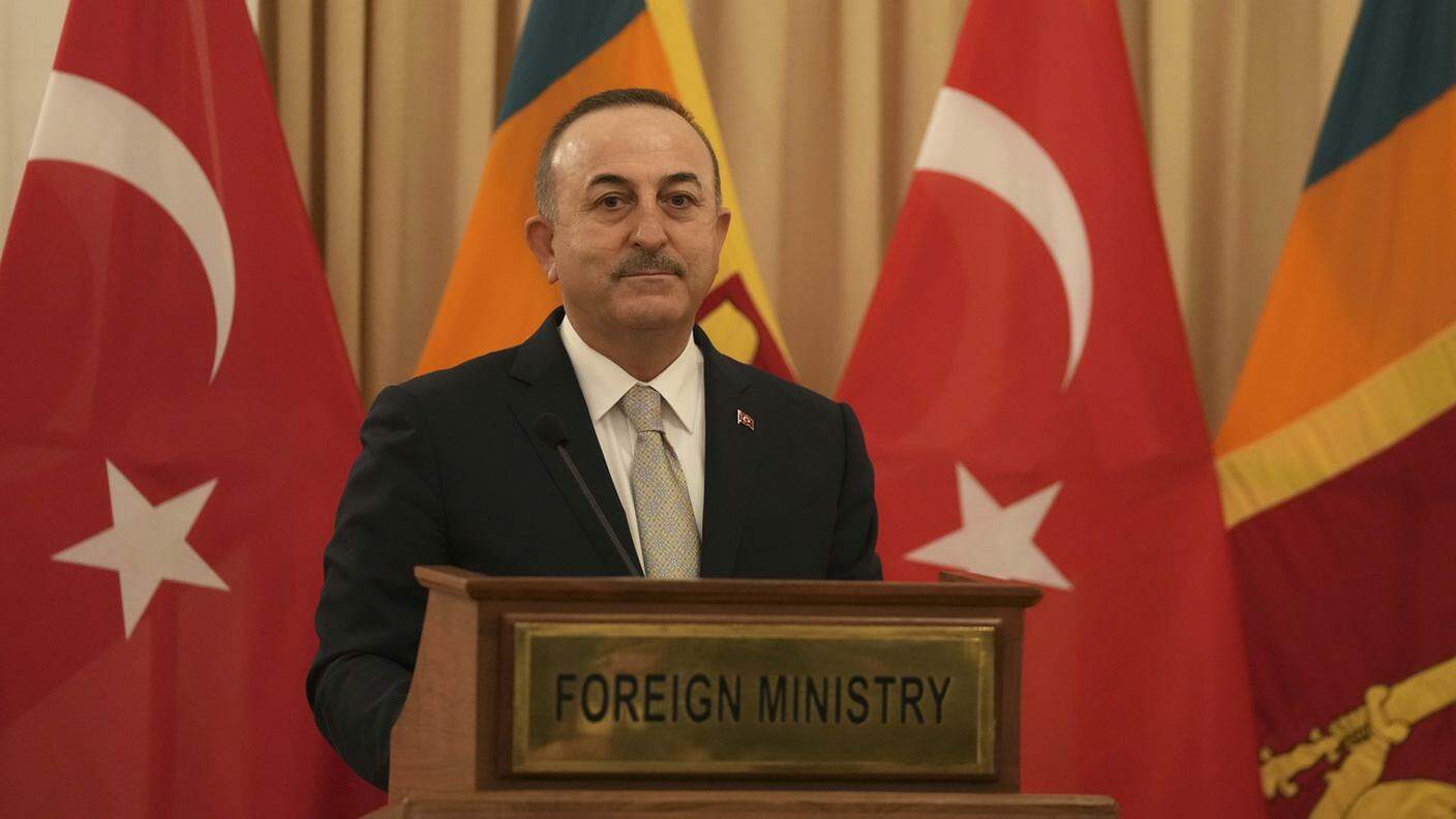 Sarà il capo della diplomazia turca Mevlut Cavusoglu a fare da mediatore all'incontro