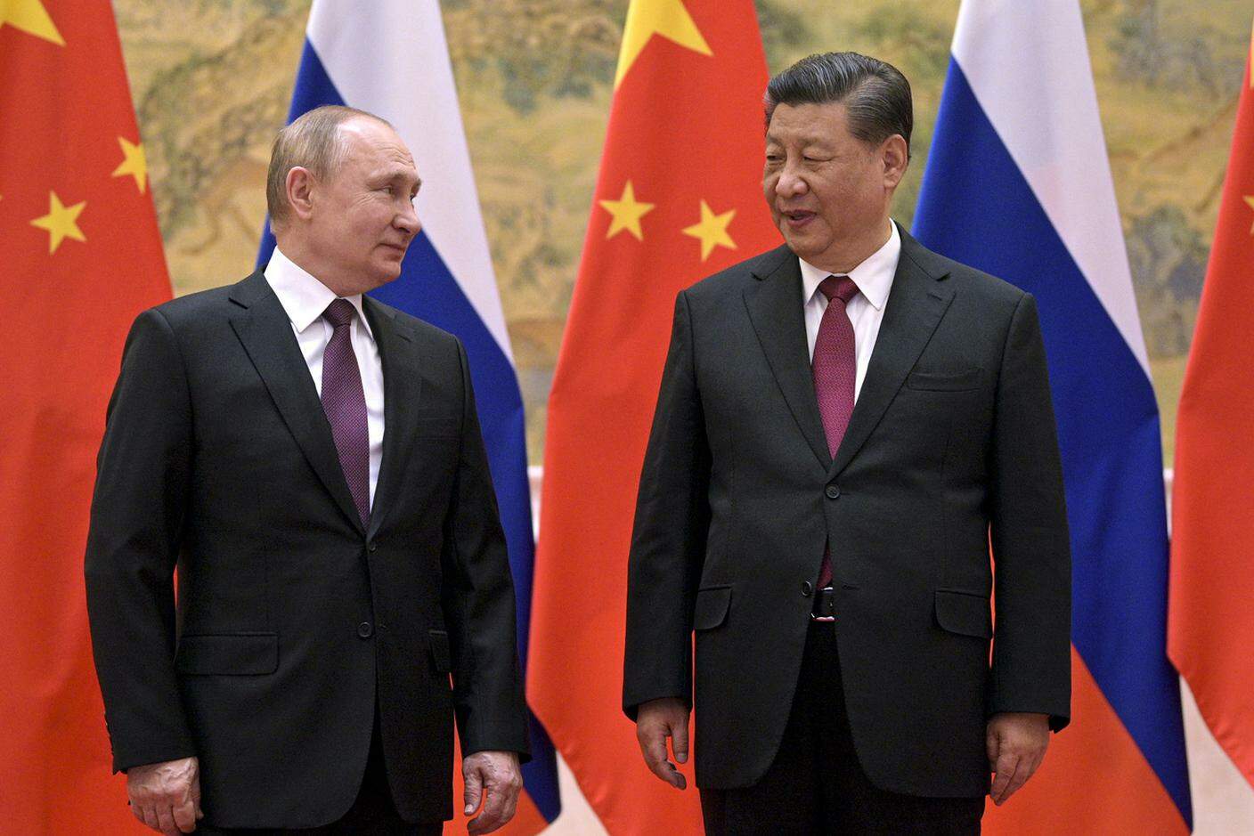 Putin e il presidente cinese Xi Jinping: accomunati, per rispettive ragioni, da tensioni nel confronto con gli Stati Uniti