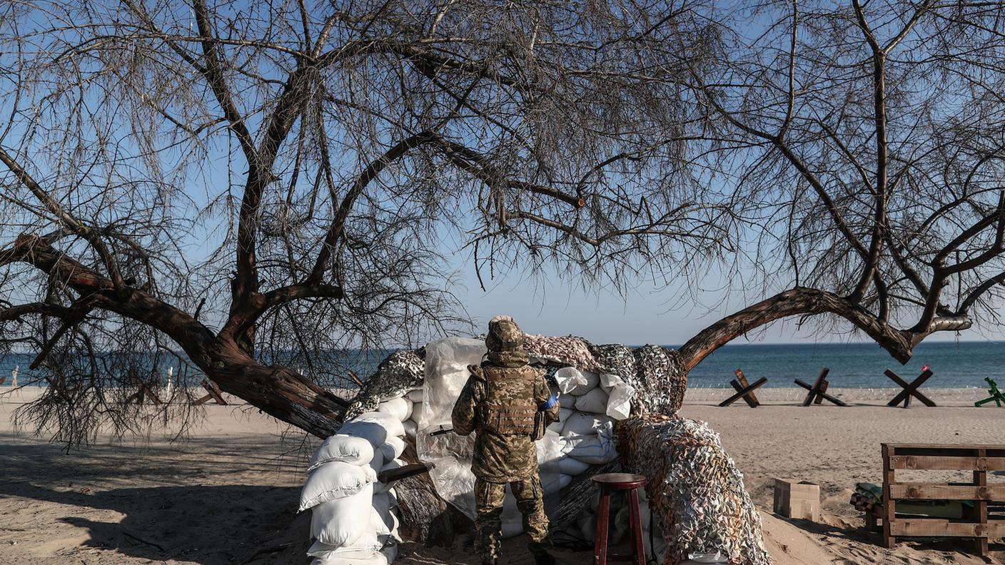 Un soldato ucraino a Odessa