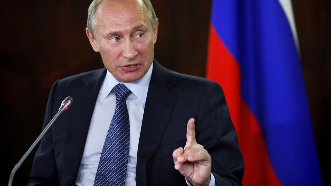 Valdimir Putin continua a mettere in guardia sulle conseguenze di un attacco armato contro la Siria e sottoliena l'importanza del piano russo sul disarmo al centro dei colloqui di Ginevra.