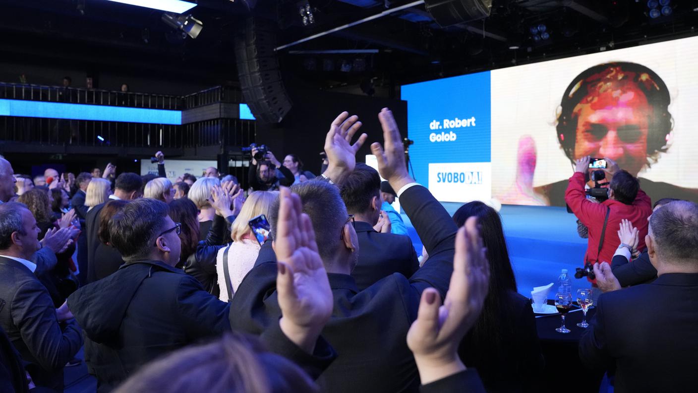 Sostenitori del leader di opposizione sloveno, Robert Golob
