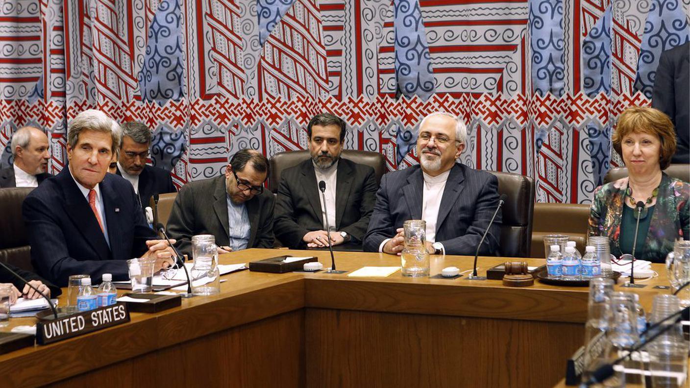 Javad Zarif_Kerry_ky.JPG