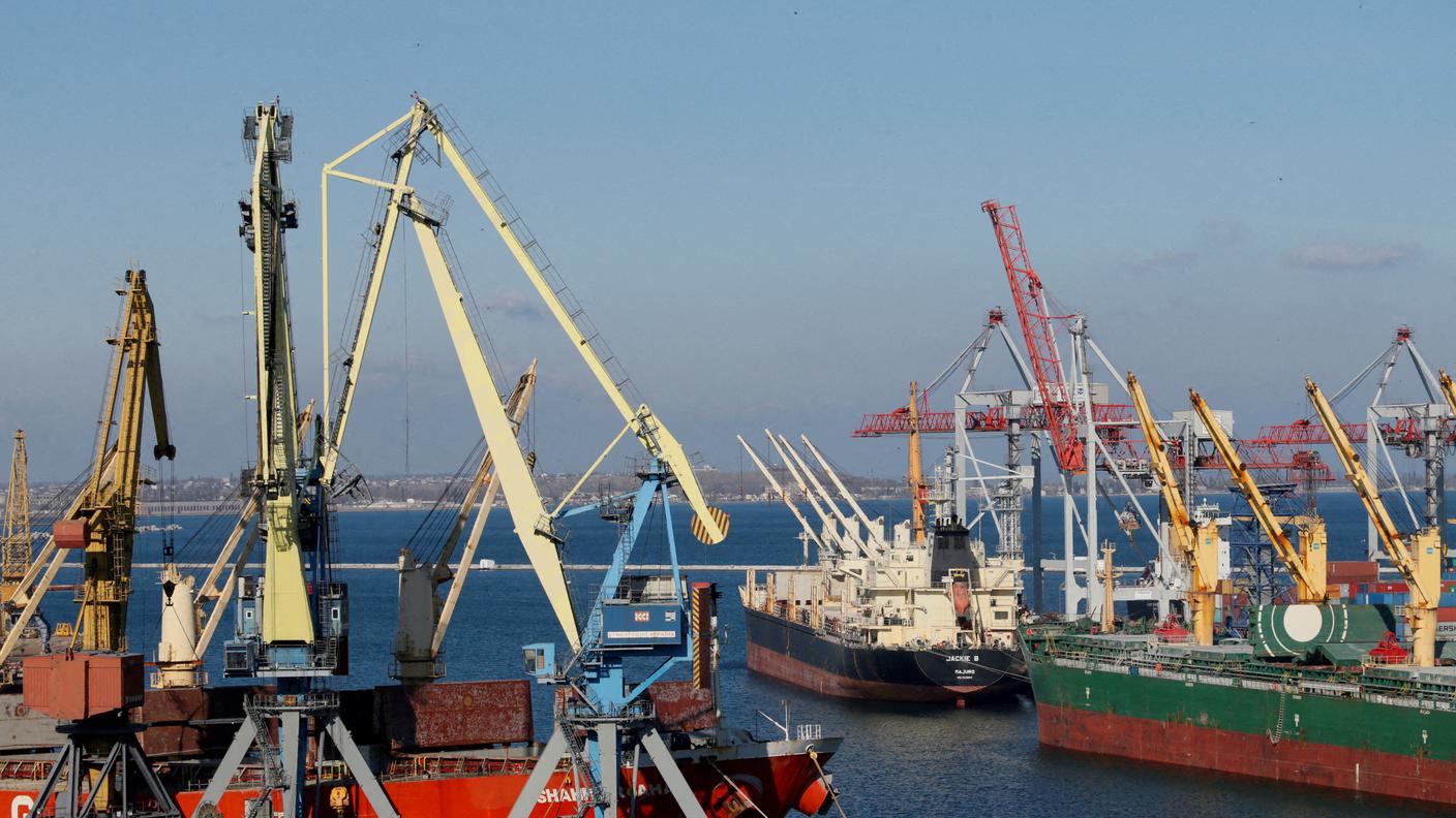 Uno scorcio del porto di Odessa
