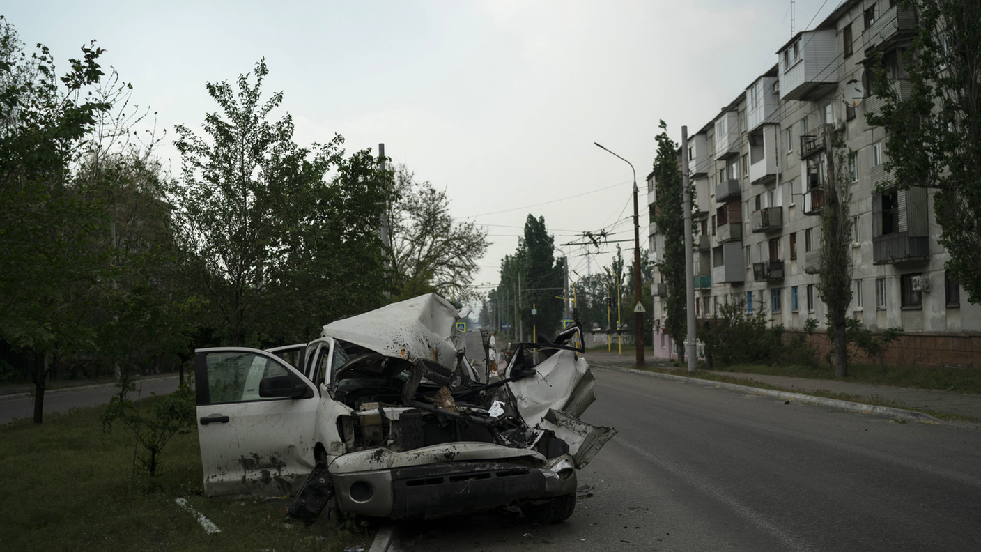 Severodontetsk (foto del 13.5), rischia un destino simile a quello di Mariupol