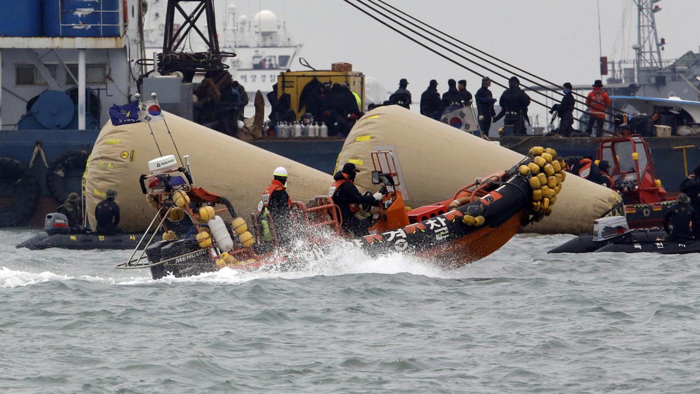 sewol corea traghetto 22.4.14 ky.JPG