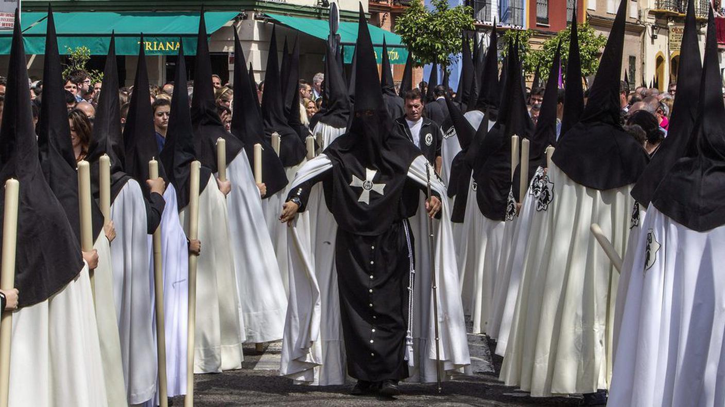 venerdì santo siviglia 2.JPG