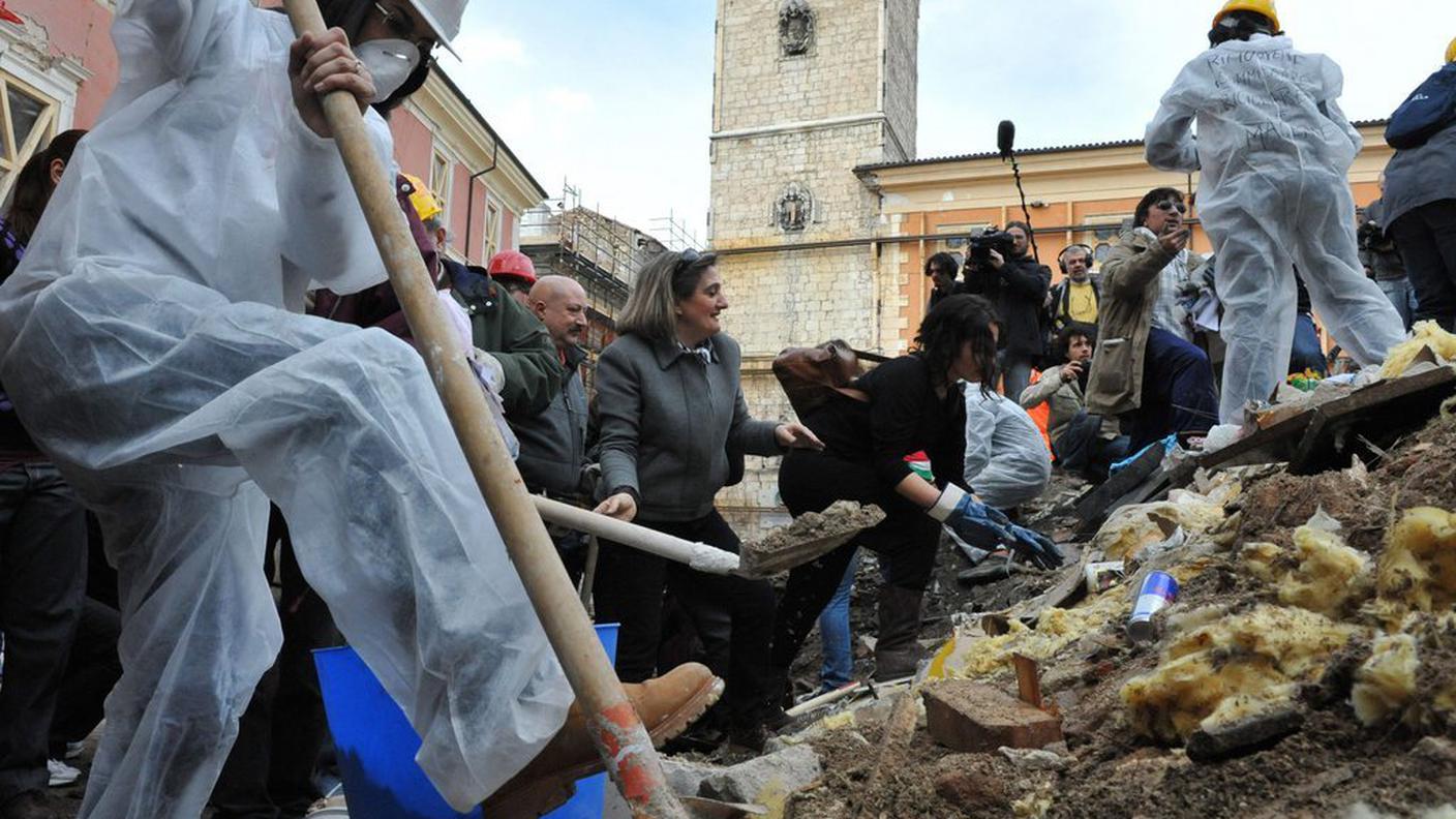 l'aquila carriole 2010 ky.JPG