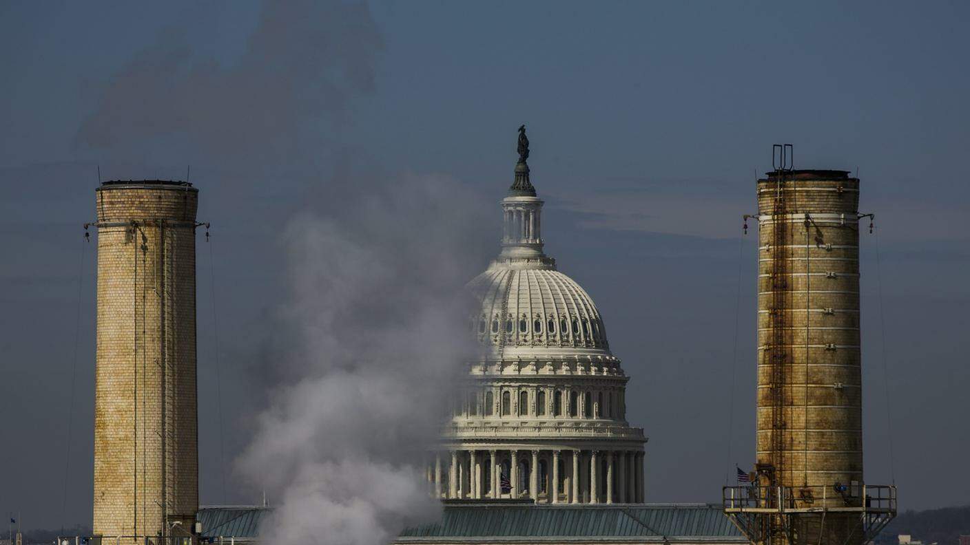 Per la maggioranza conservatrice della Corte, l'Agenzia federale per la protezione dell'ambiente non può emanare norme generalizzate sulle emissioni delle centrali a carbone